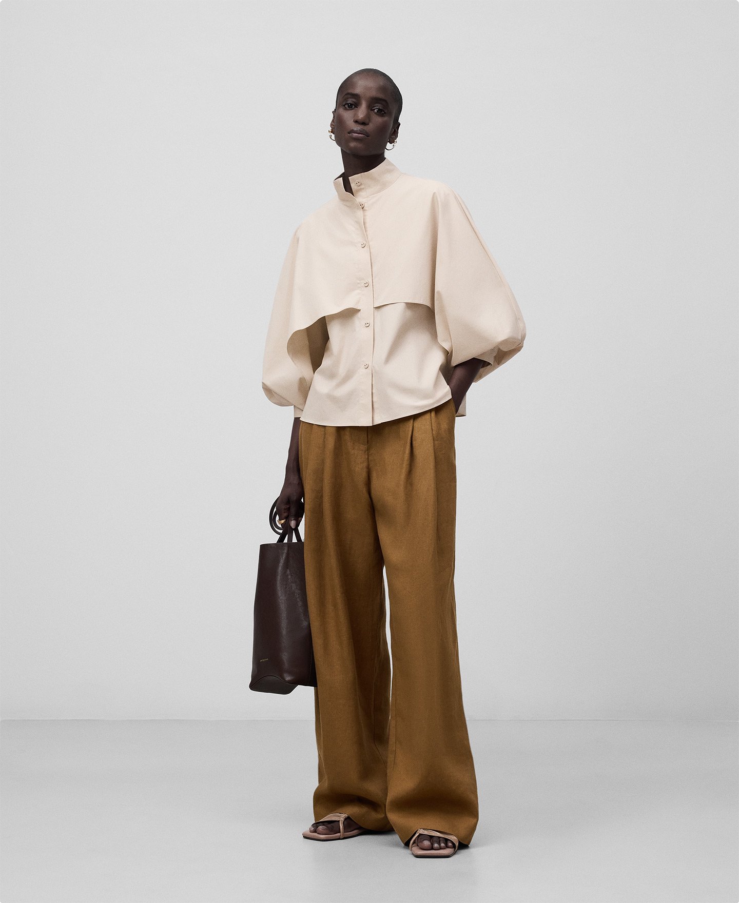 Straight shirt with capelet woman image number 1