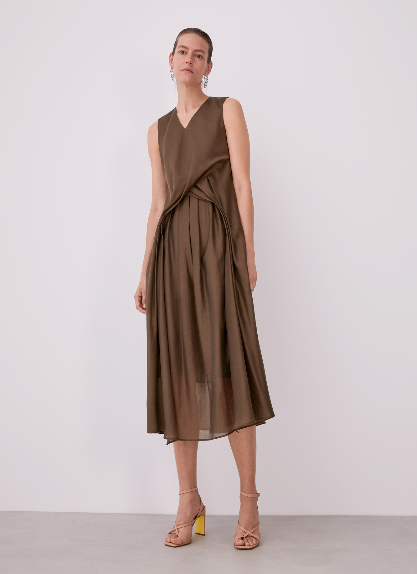 Midi dress with front pleats image number 0