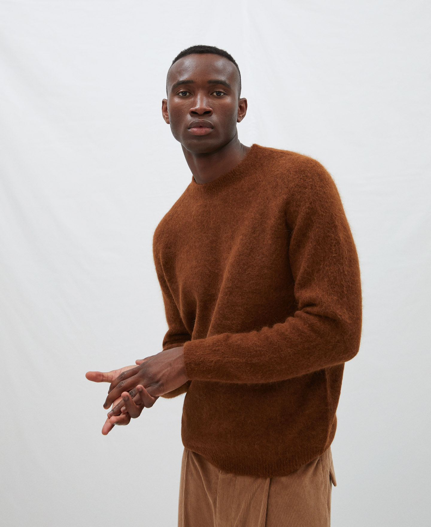 Crew neck sweater with raglan sleeves image number 0