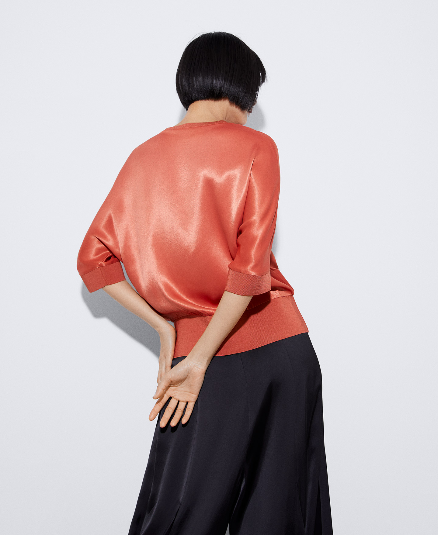 Short sleeve viscose blouse image number 2