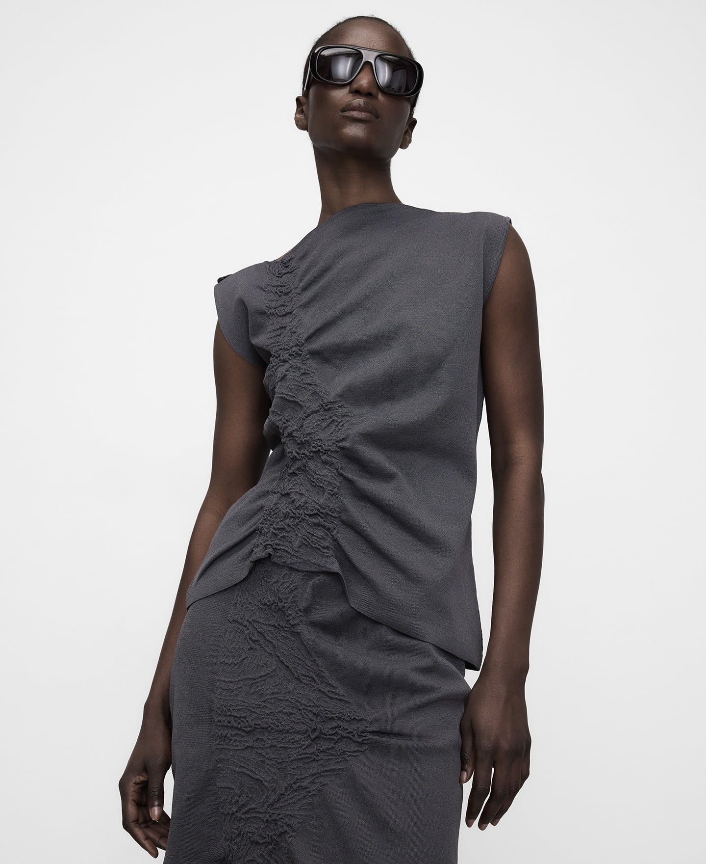 Asymmetric knit top with side ruffle image number 0