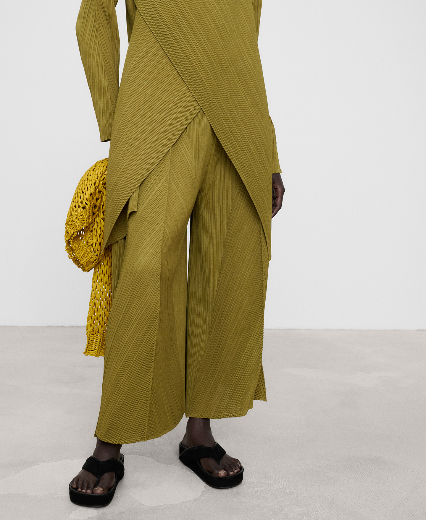Pantalon palazzo crinkle image number 0
