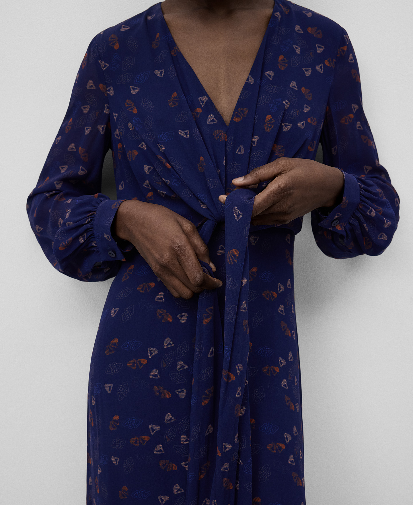 Langes Damenkleid mit Print image number 3