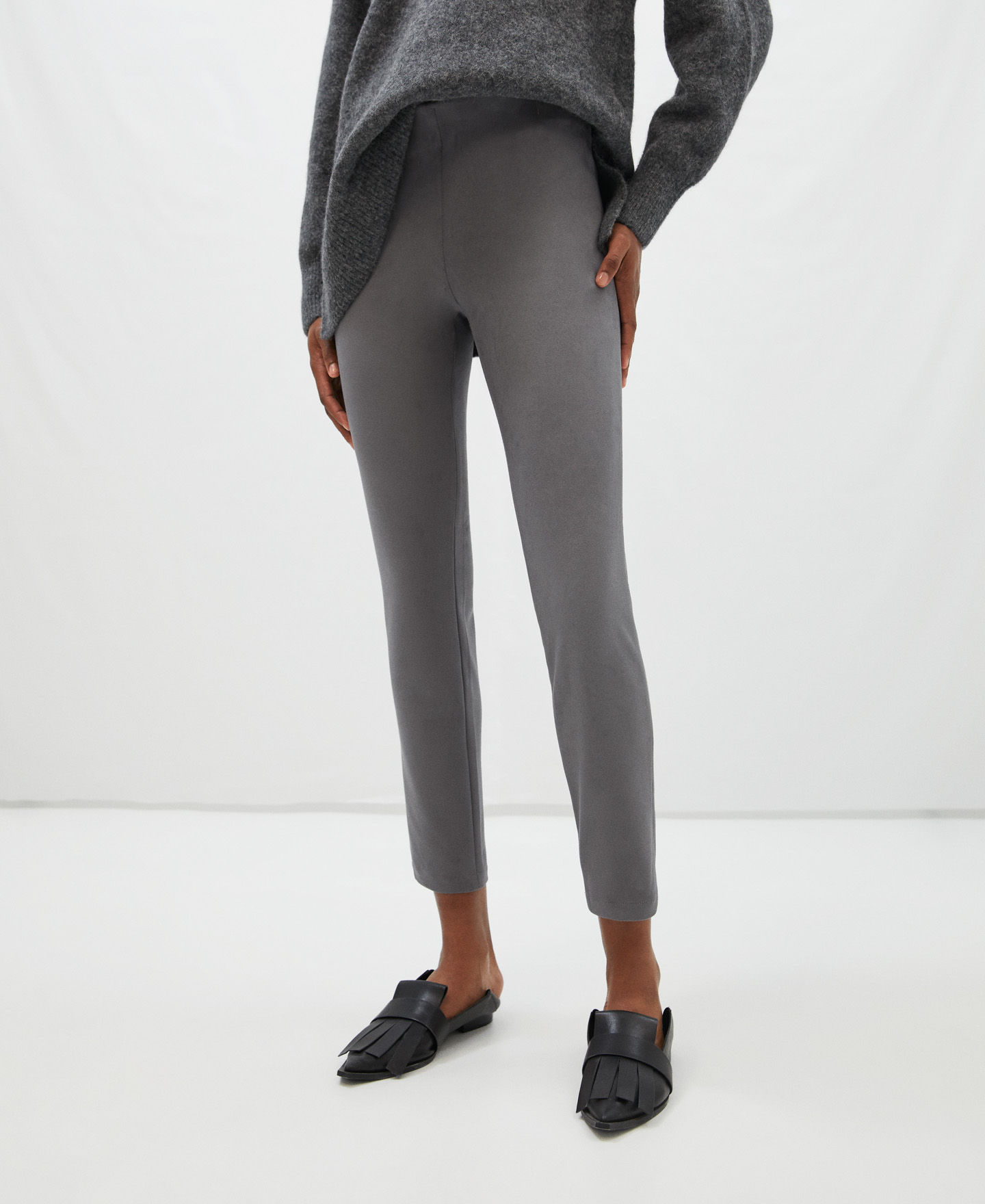 Stretch leggings in faux suede image number 0