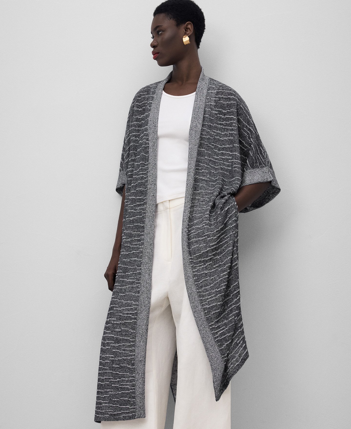 Plated knit kimono jacket woman image number 0