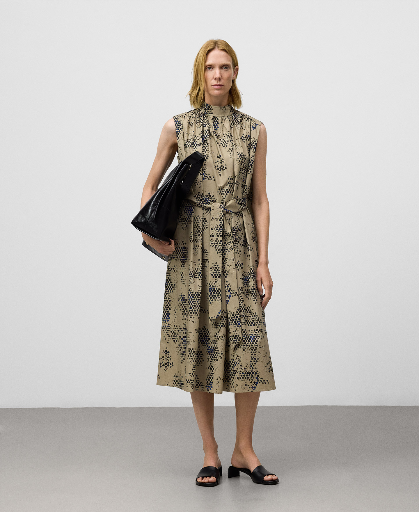 Vestido estampado em algodão orgânico image number 1