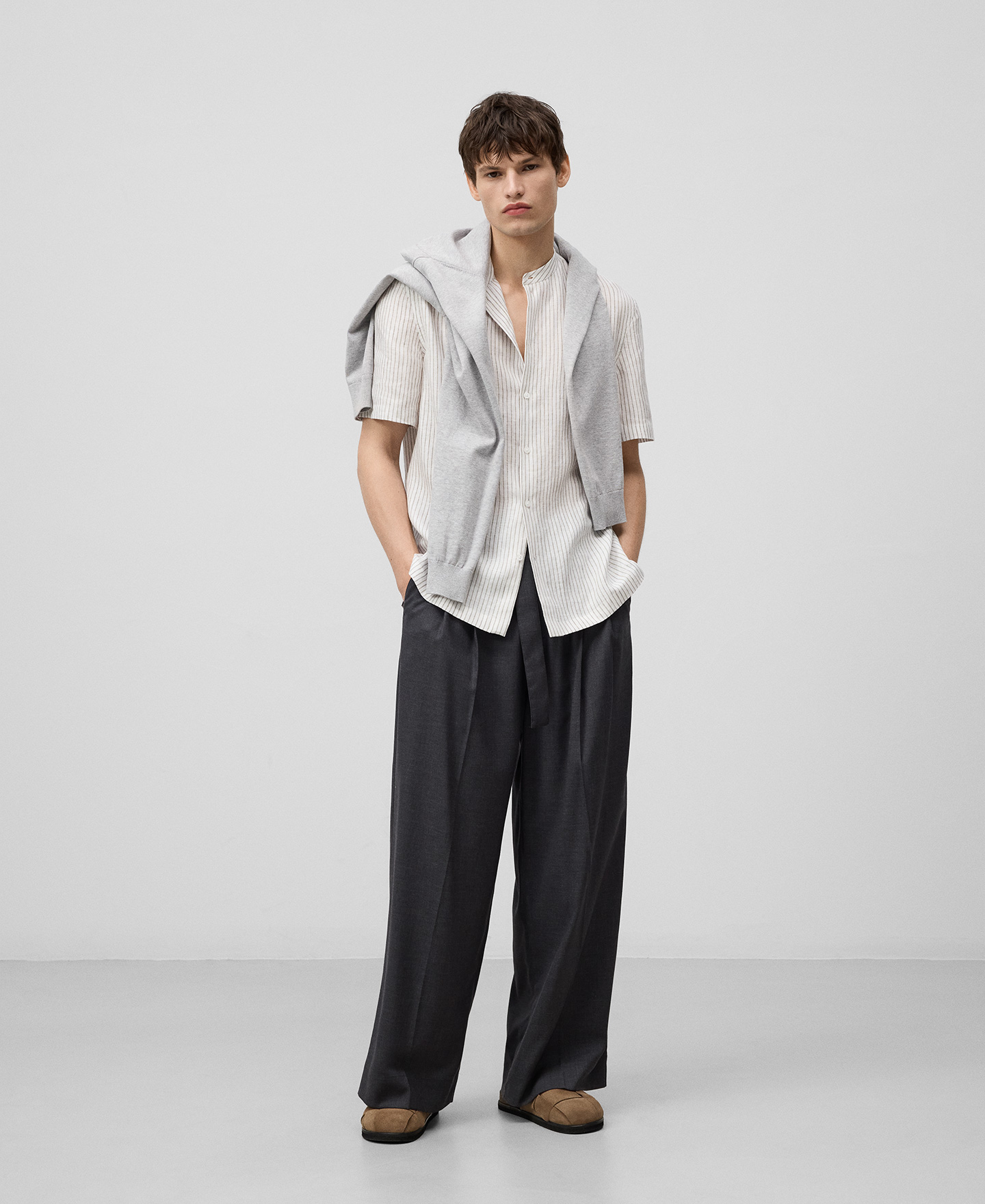 Mandarin collar linen striped shirt man image number 1