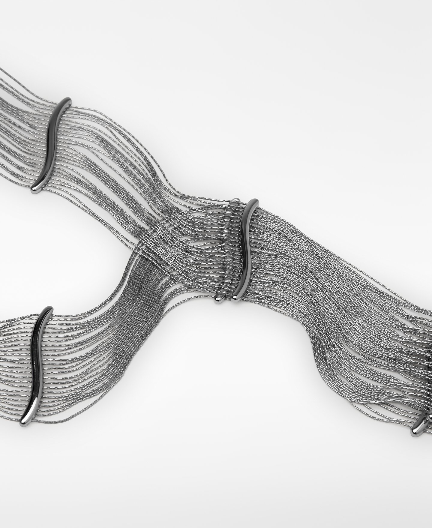 Articulated metal thread necklace image number 1