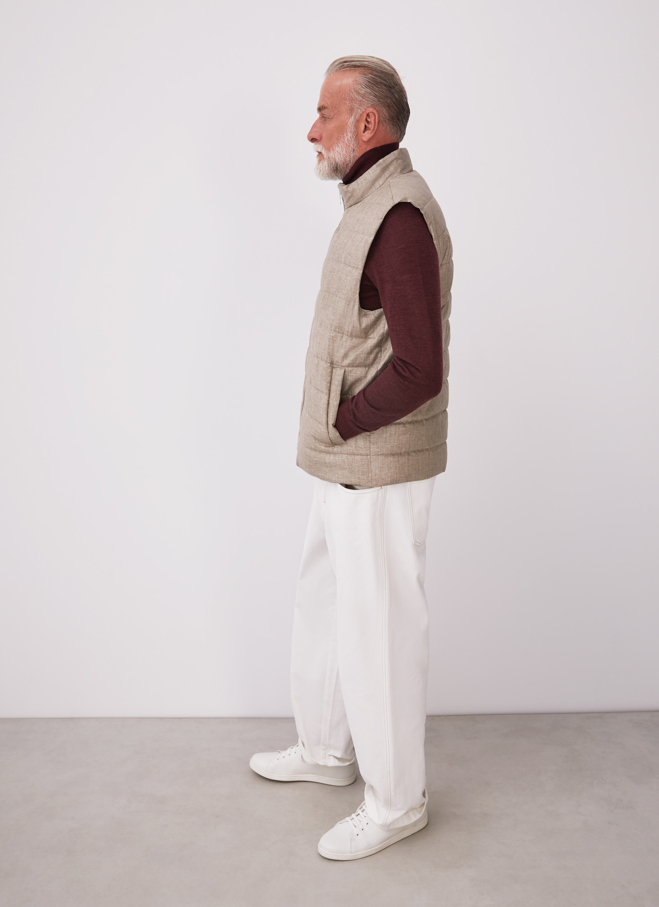 Linen blend padded waistcoat image number 2