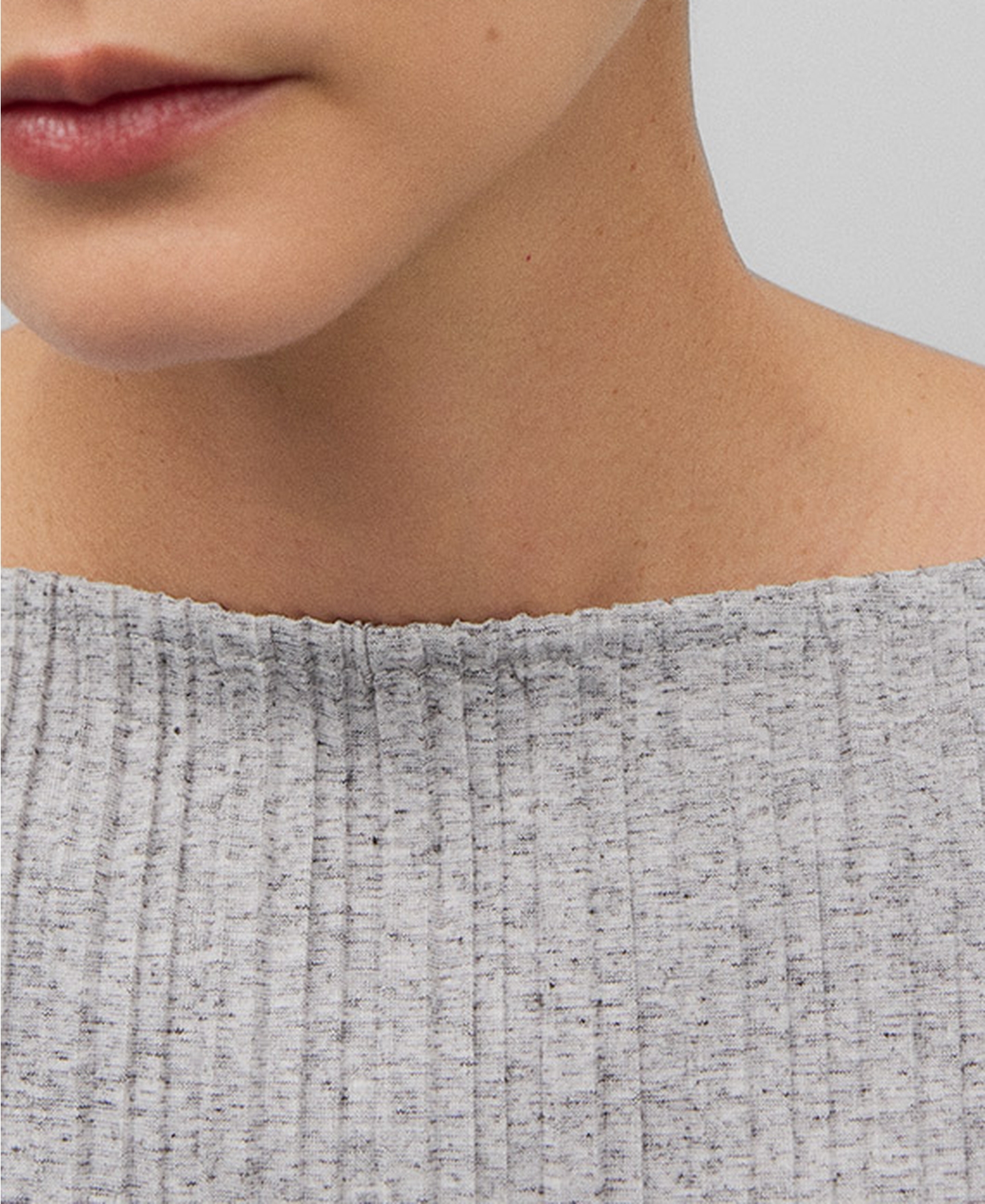 Pleated fabric fitted T-shirt woman image number 3