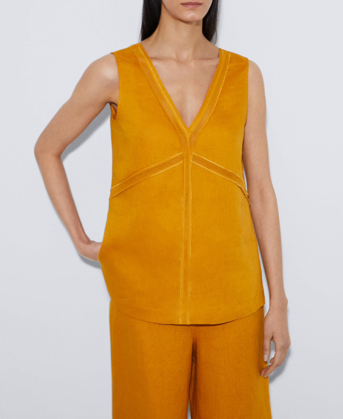 European responsible linen top image number 0
