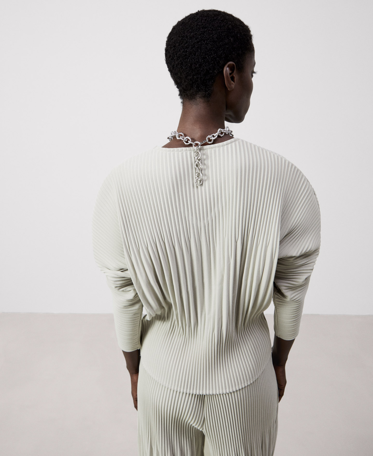 Crinkle japanese sleeve blouse image number 2
