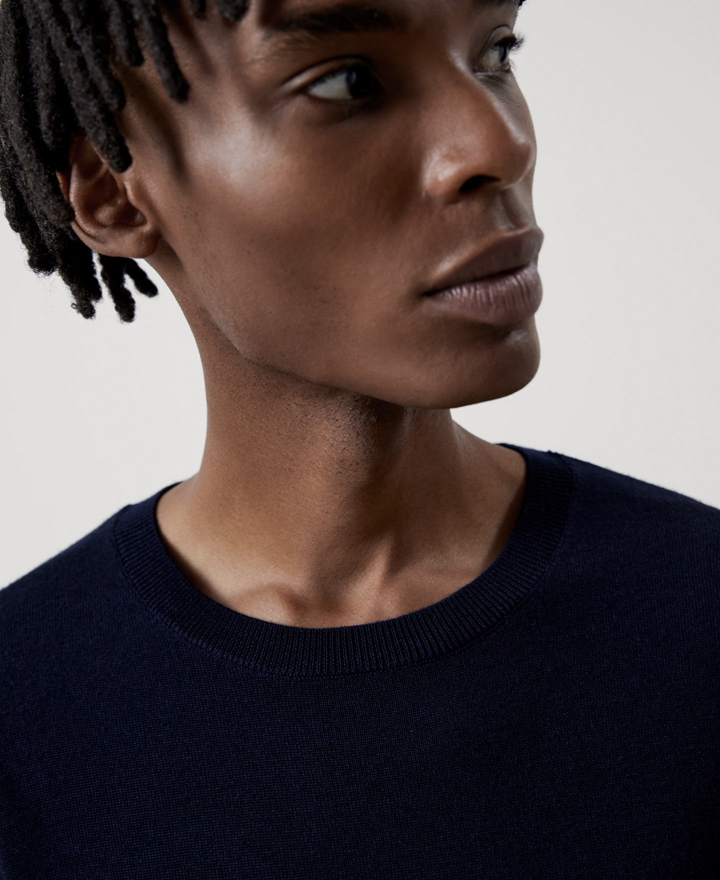 Merino wool crew neck sweater image number 3