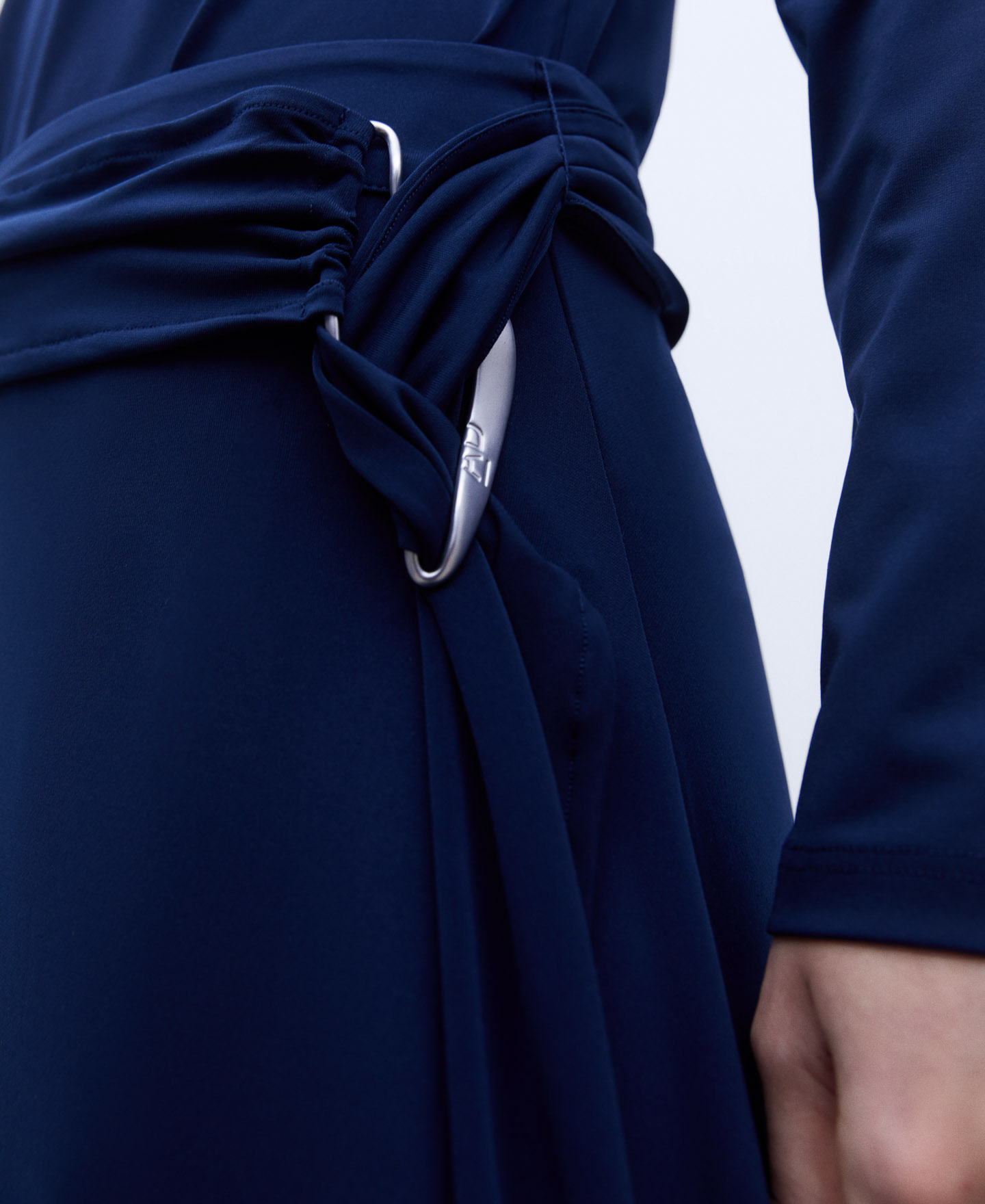 Semicircular skirt with belt image number 3