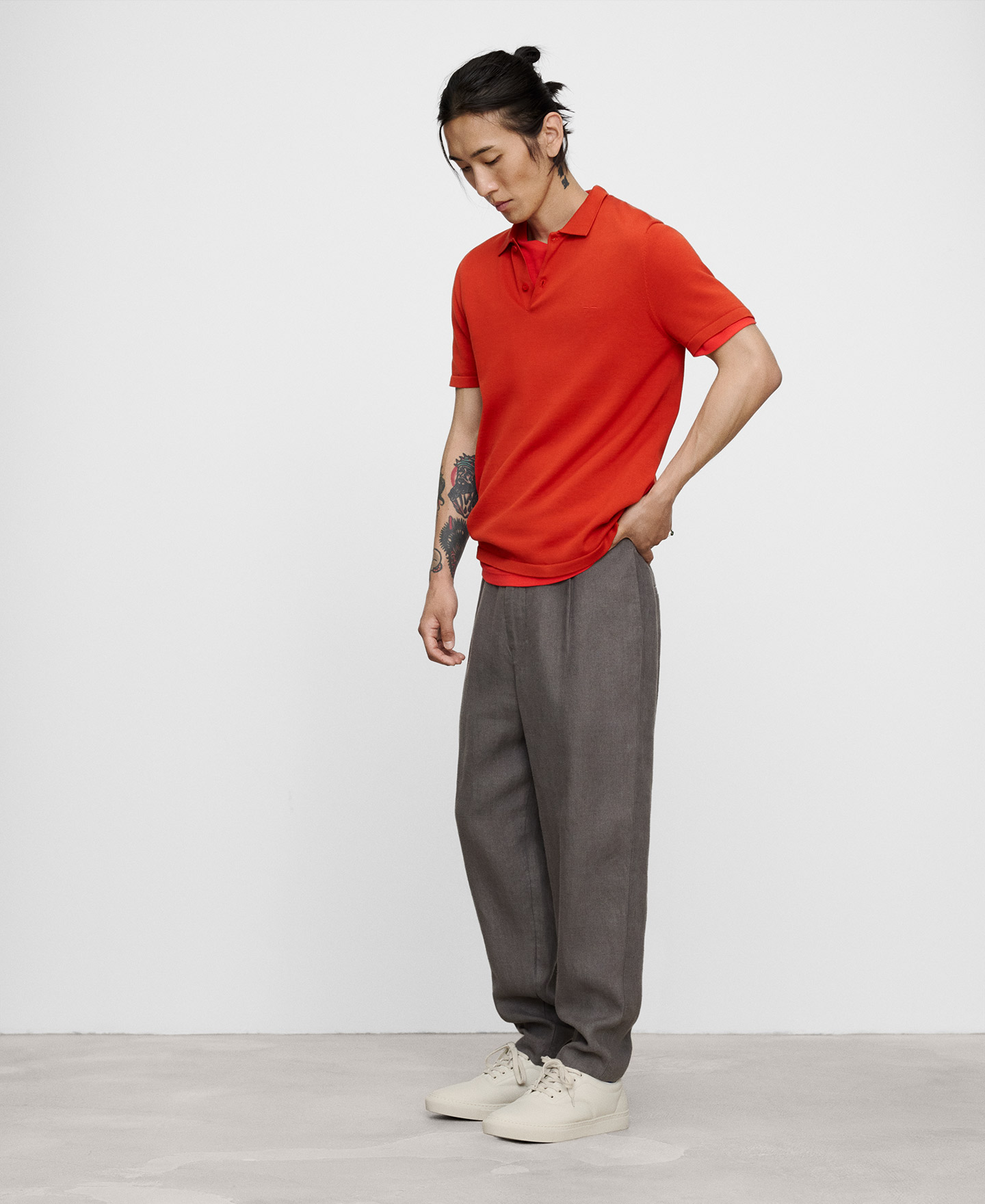European linen semi-jogger trousers image number 1