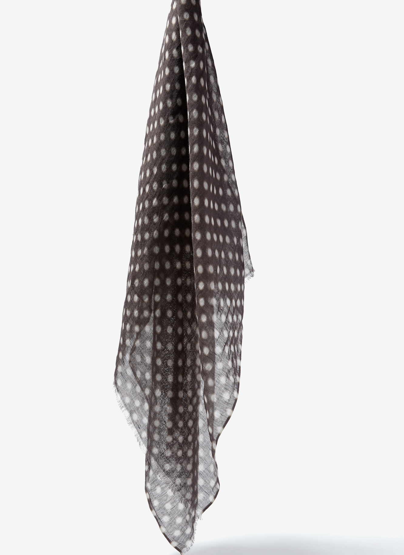 Foulard de lino estampado con lunares image number 1