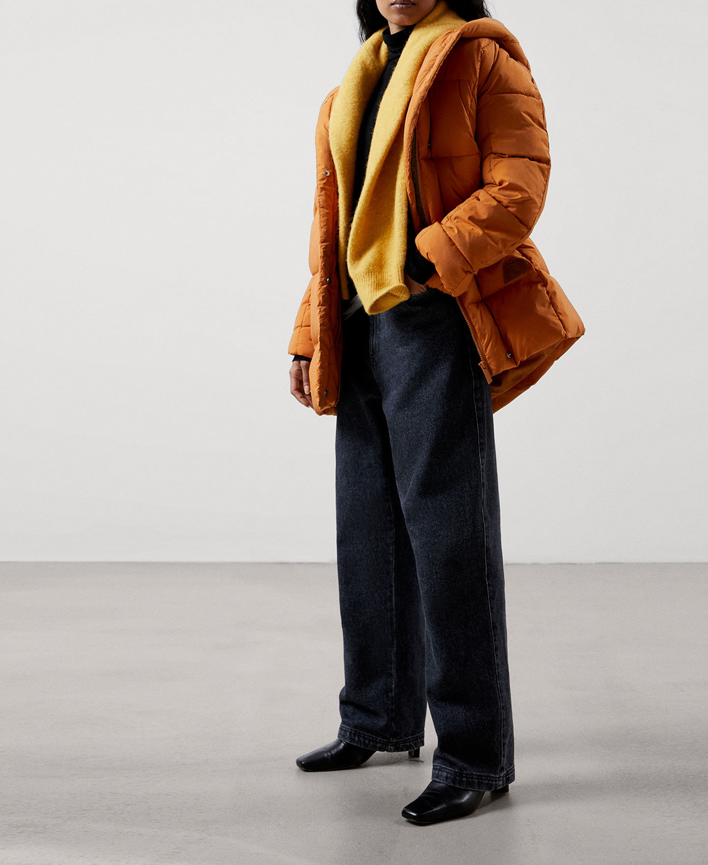 Recycled polyester padded jacket image number 1