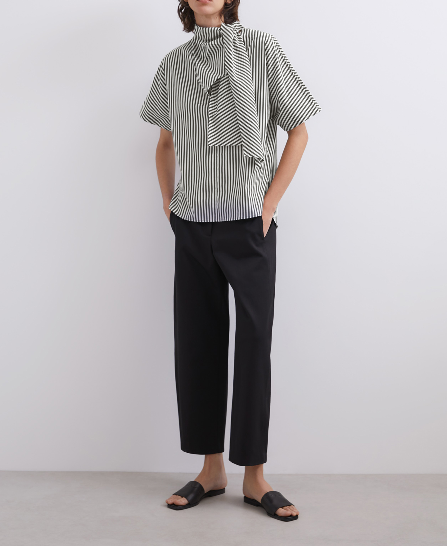 Cotton shirt with collar detail image number 3