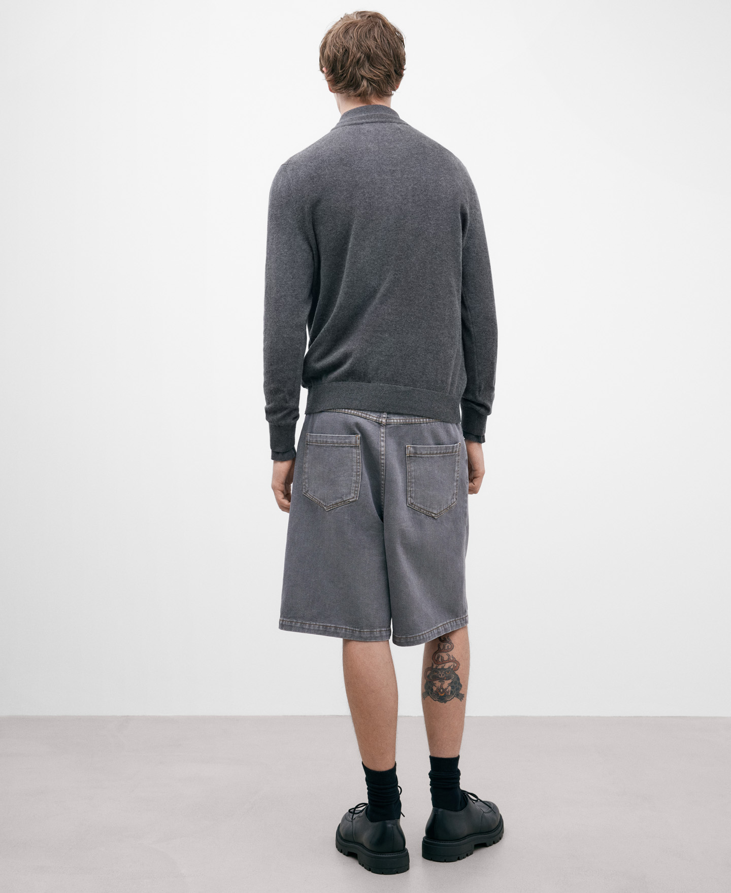 V-neck cotton sweater for men image number 2