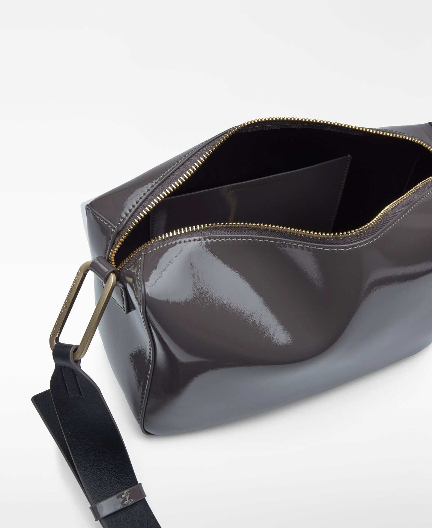 Sac &agrave; bandouli&egrave;re moyen vernis image number 3