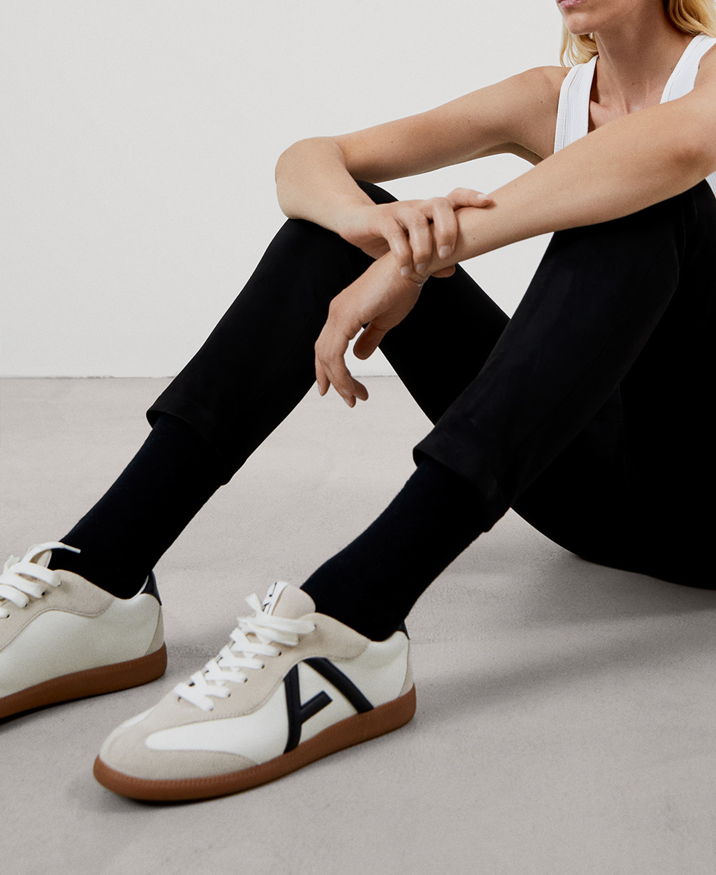 Stretch faux suede leggings image number 3