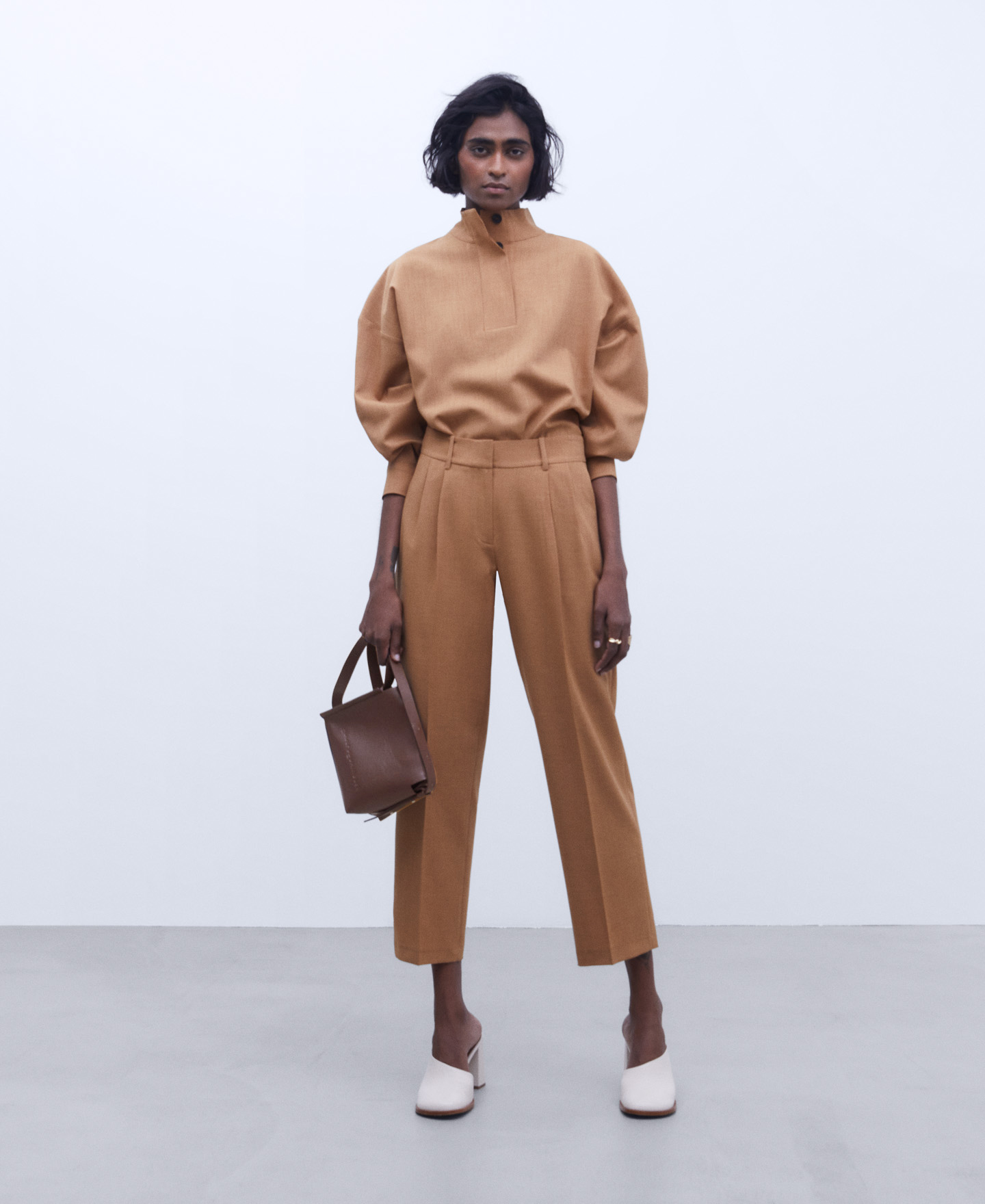 Made in Spain mini shoulder bag image number 4
