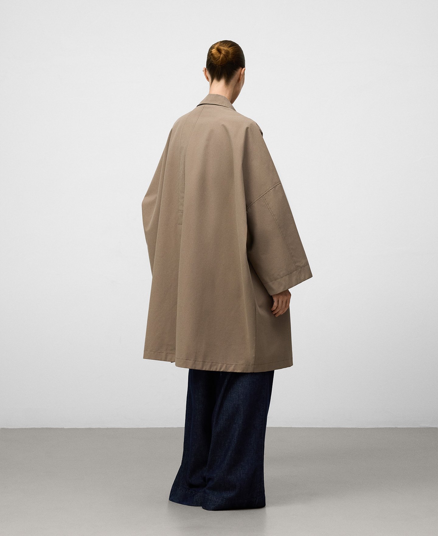 Lapel collar oversize trench coat woman image number 2