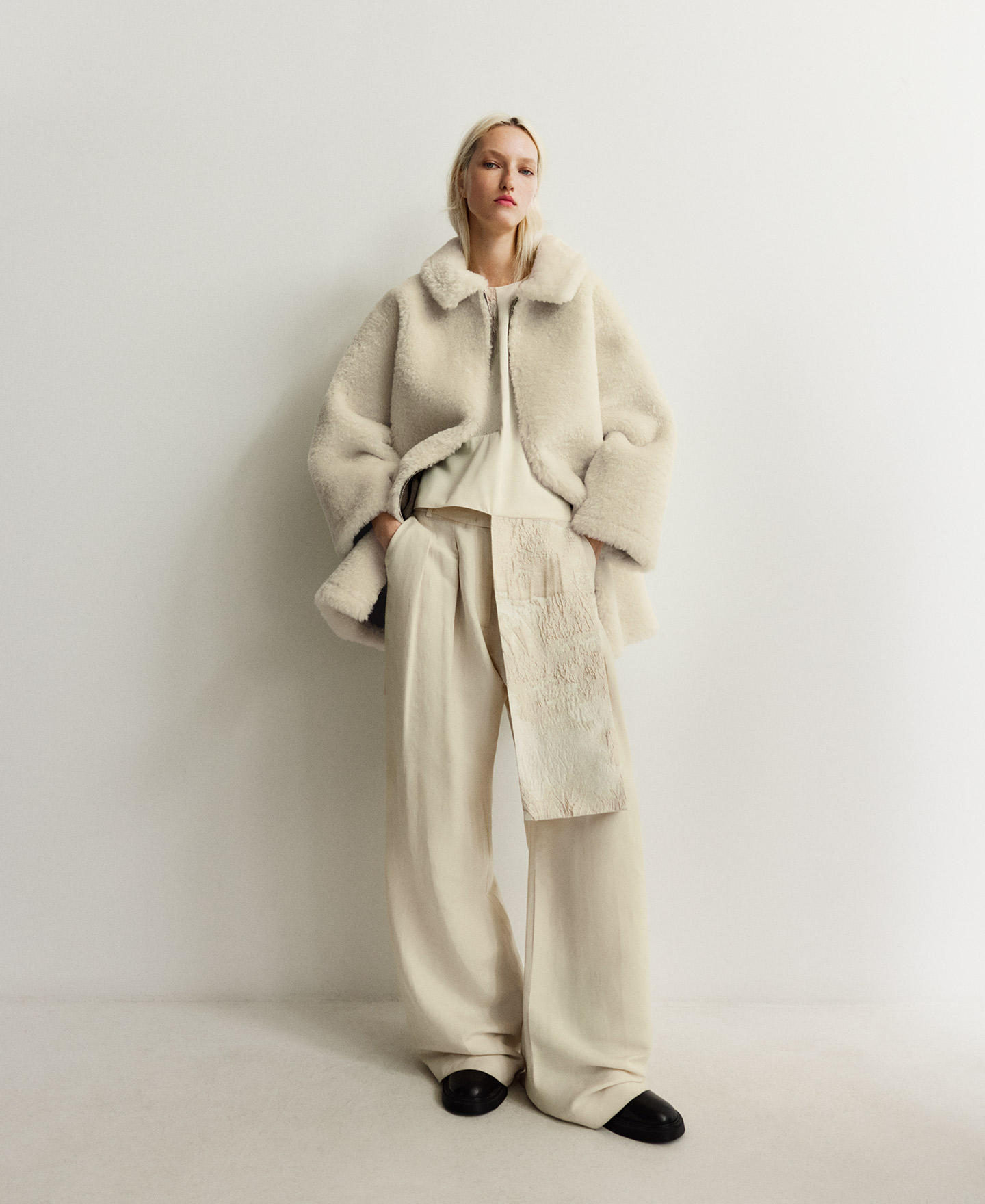 Chaleco asimétrico combinado mujer image number 3