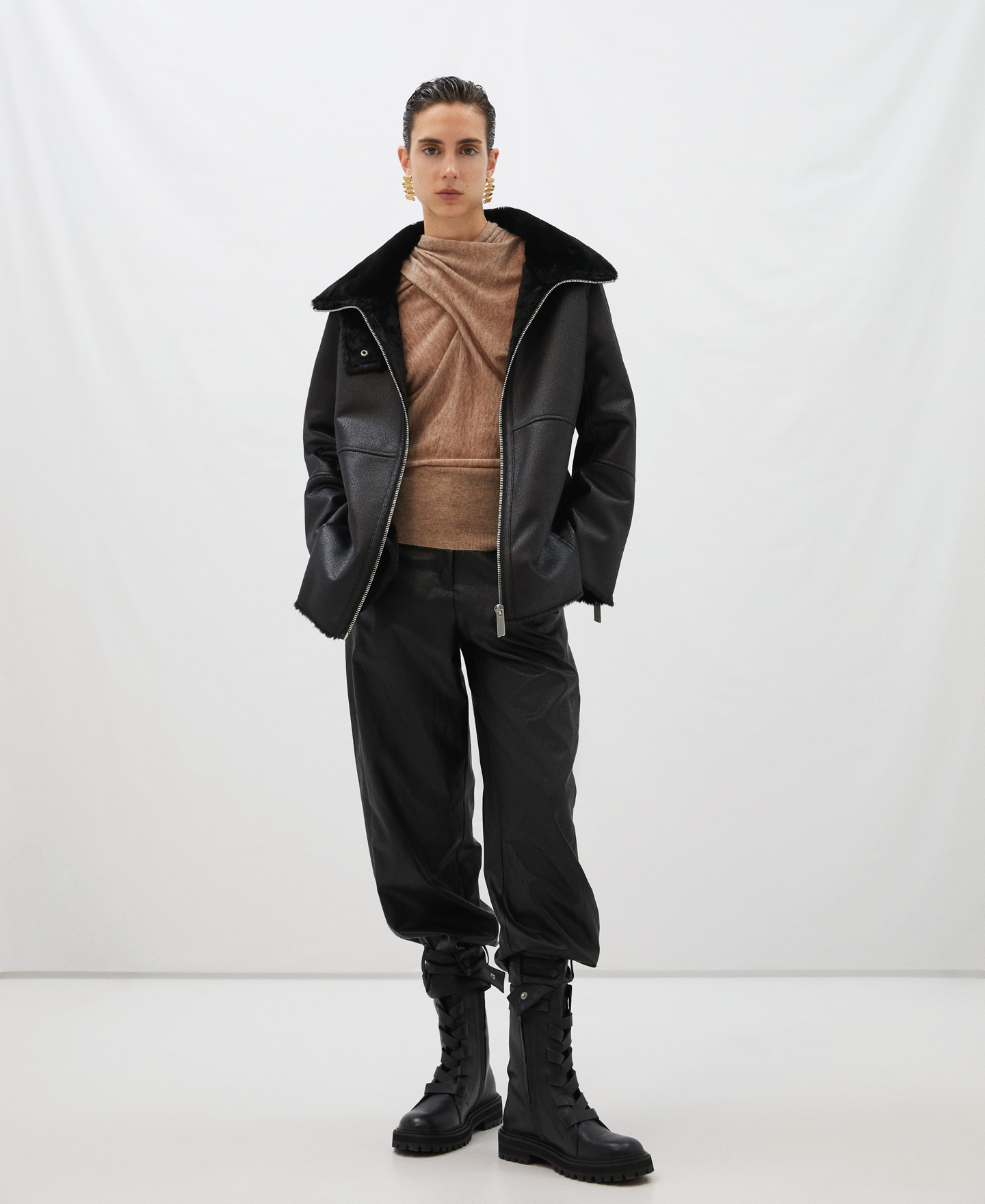 Jumper with mohair scarf image number 1