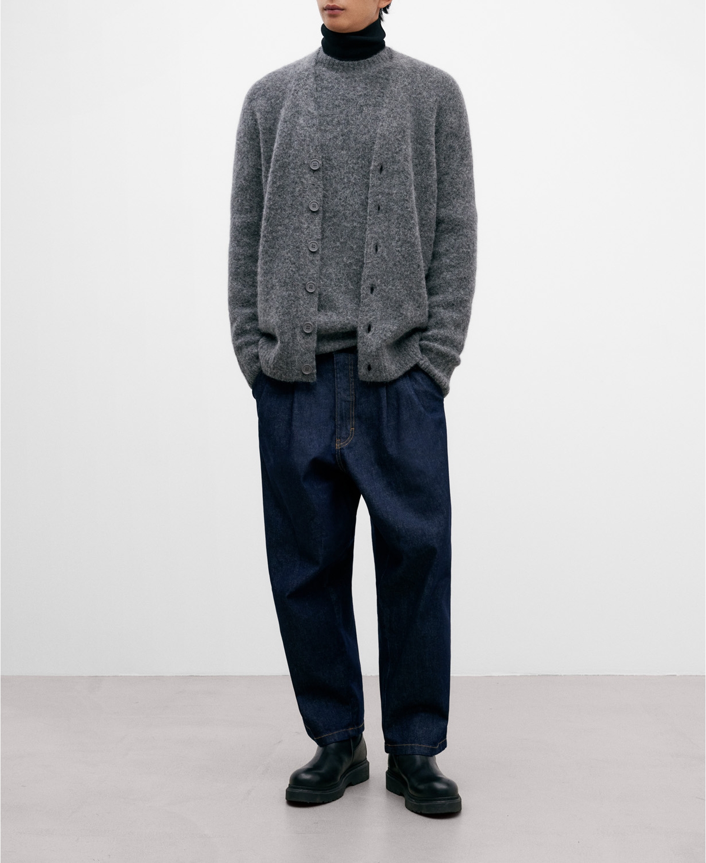 Jersey tejido lana gris melange hombre image number 1