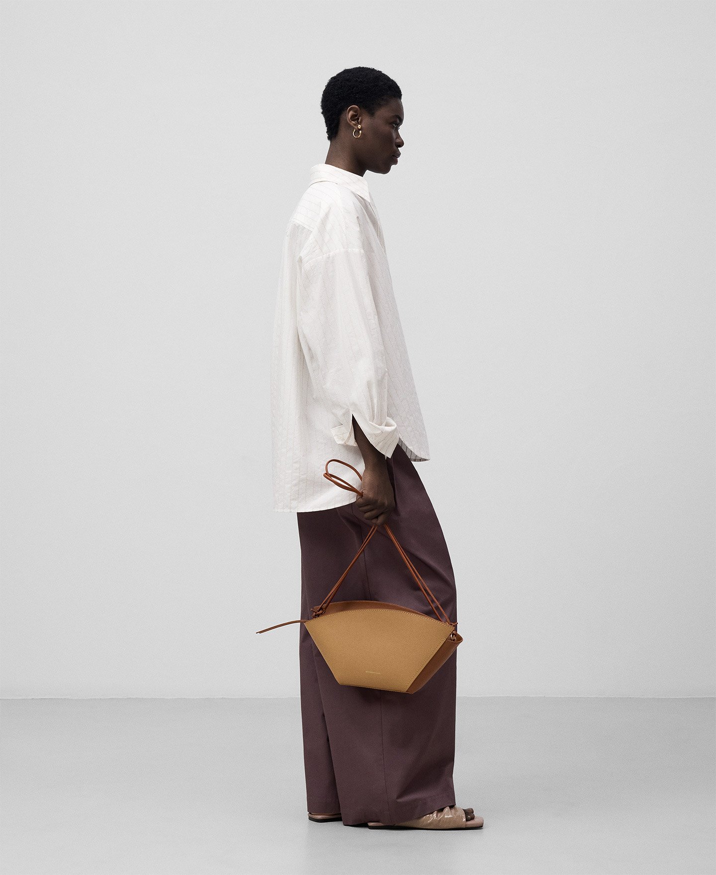 Eclipse shoulder bag woman image number 4