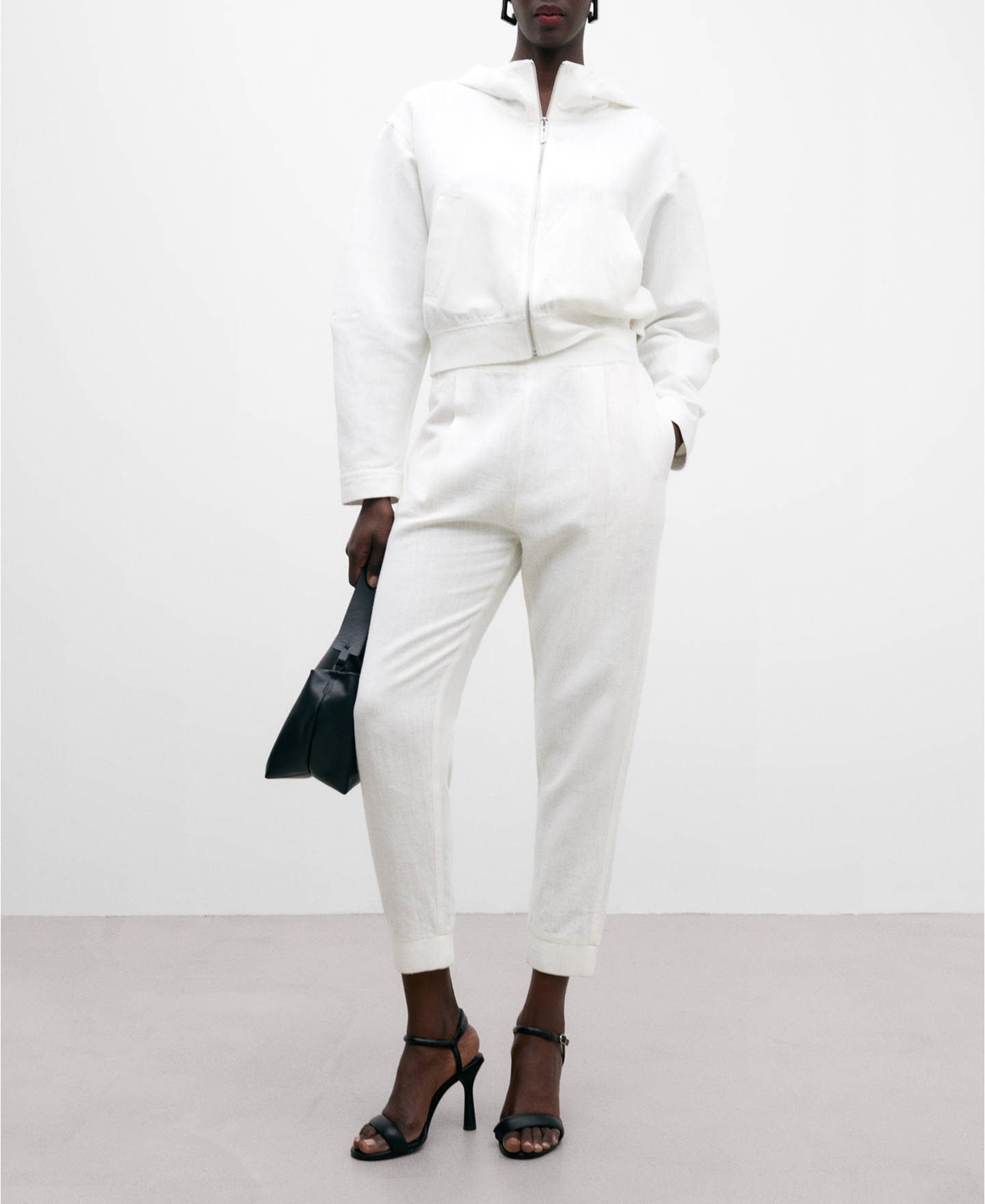 Sudadera capucha en lino y algodón image number 1