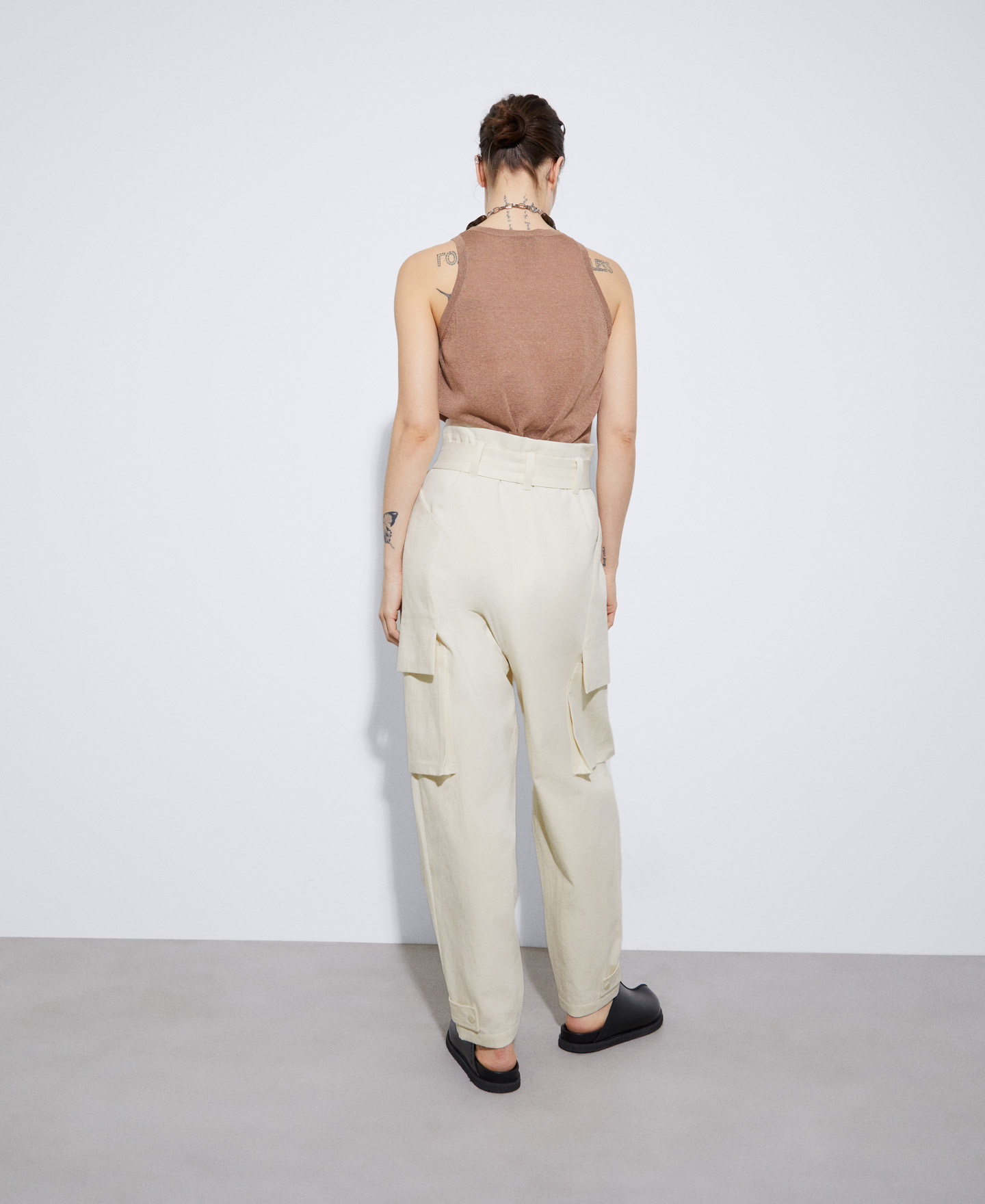 Cotton twill cargo trousers image number 2