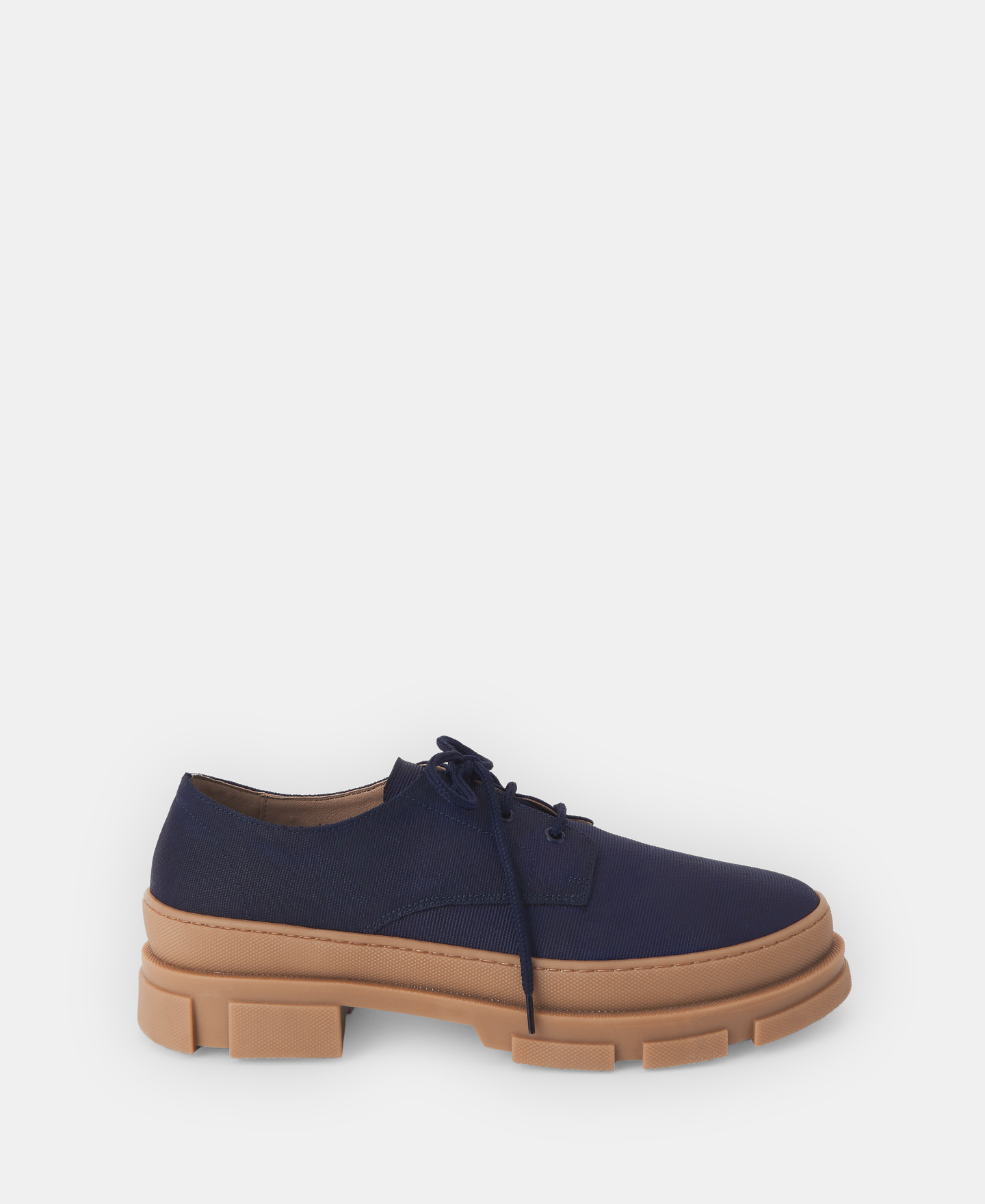 Rubber-soled canvas shoe image number 0