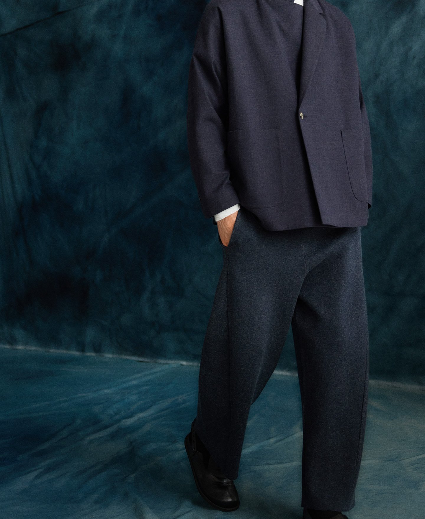Knit barrel fit trousers man image number 0