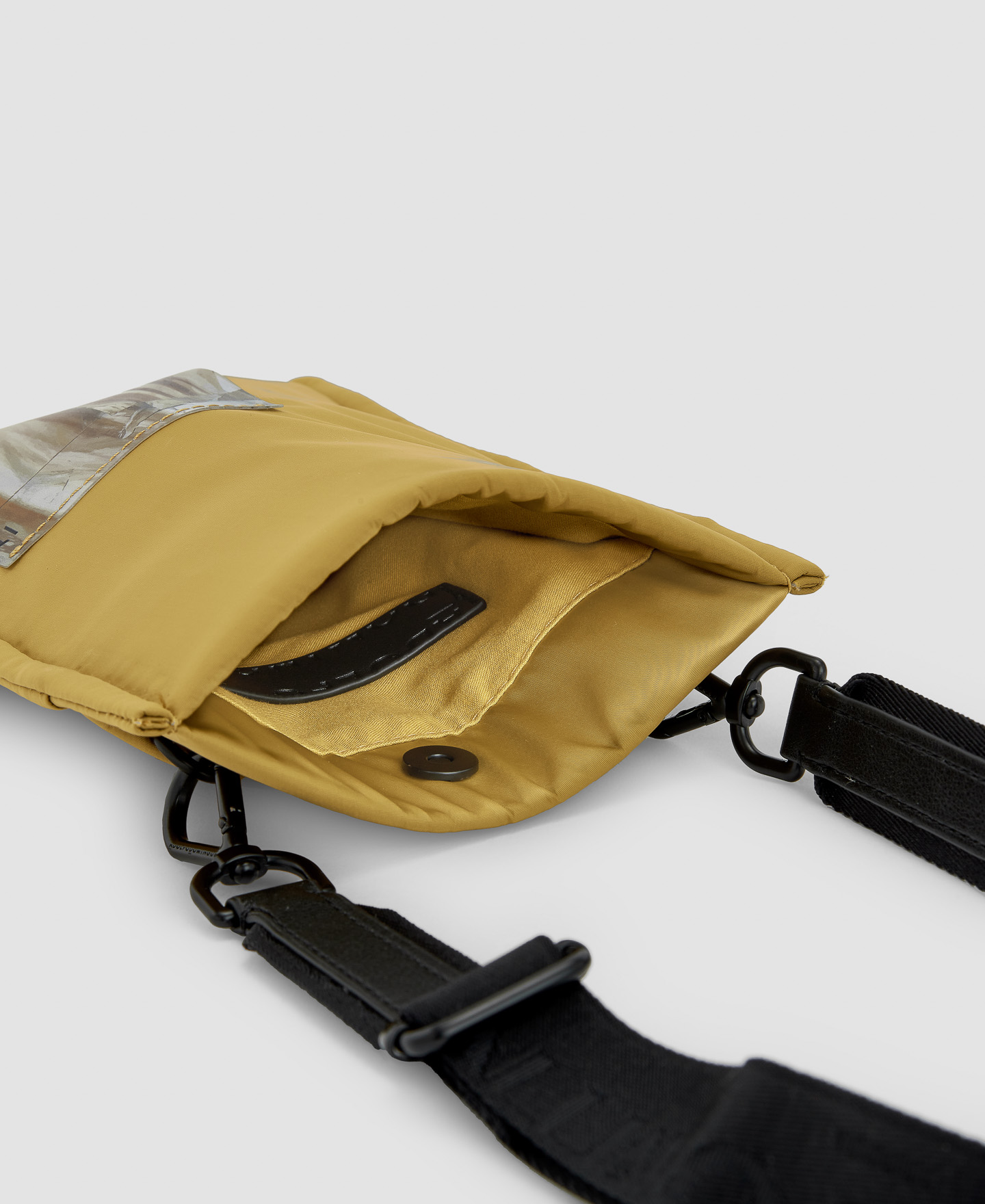 Recycled nylon mini flat bag image number 3