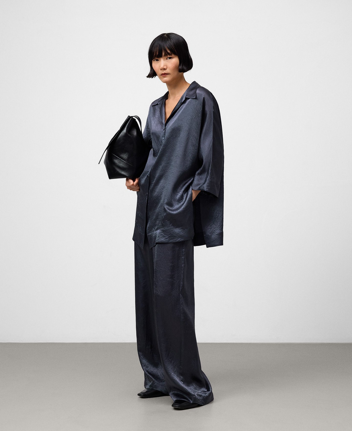 Satin pyjama trousers woman image number 0