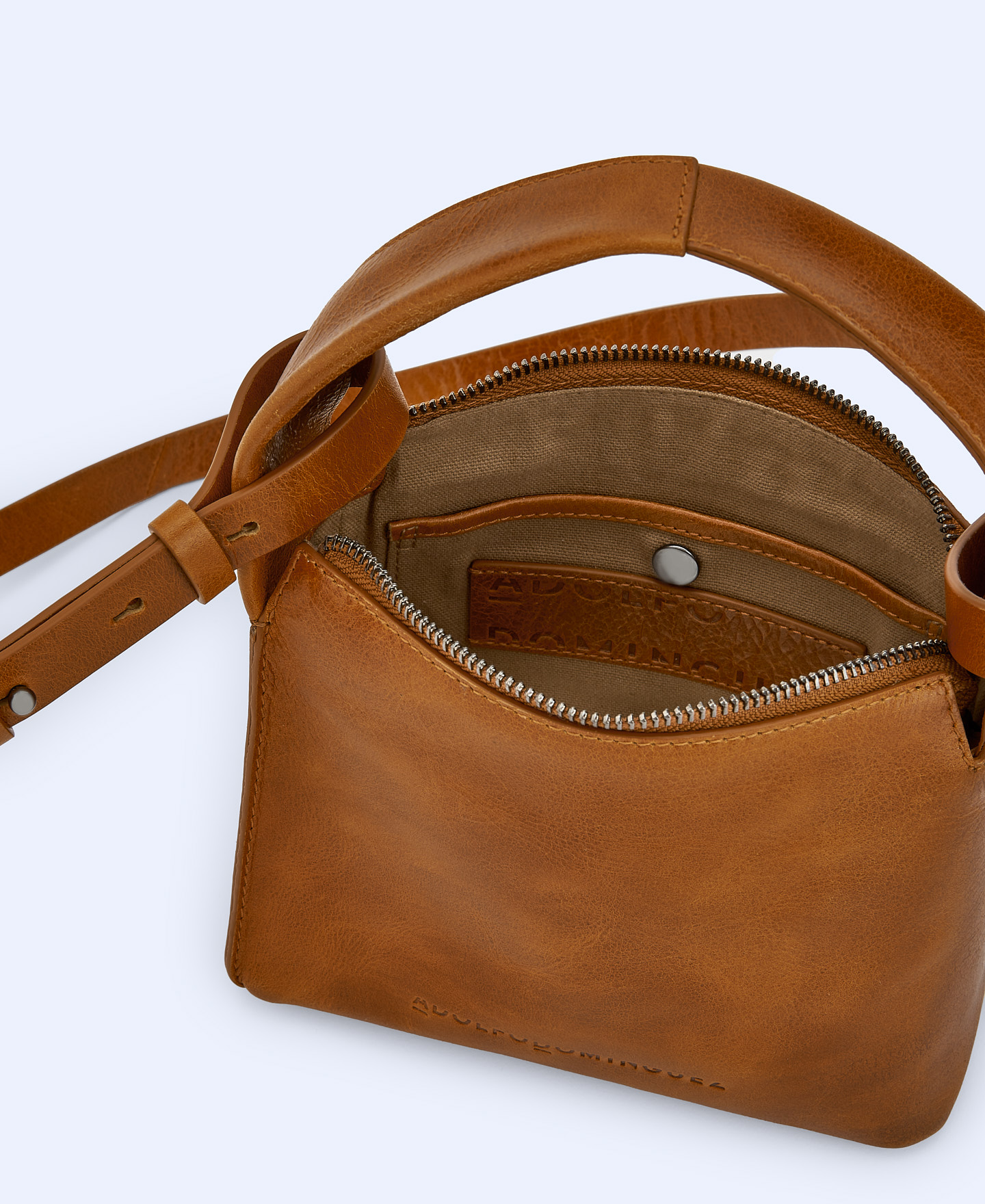 Crackle effect mini shoulder bag image number 3