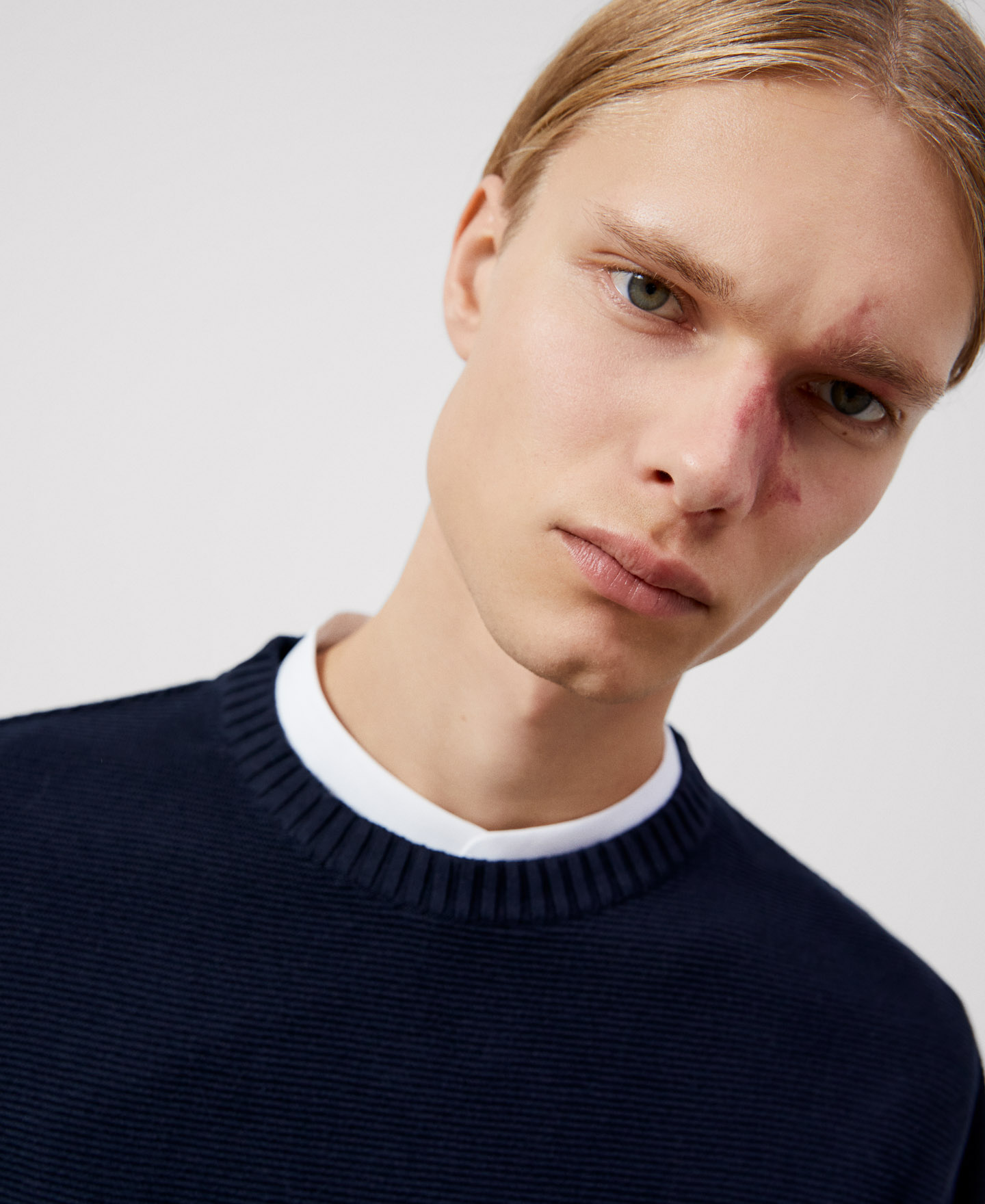 Cotton crew neck sweater image number 3