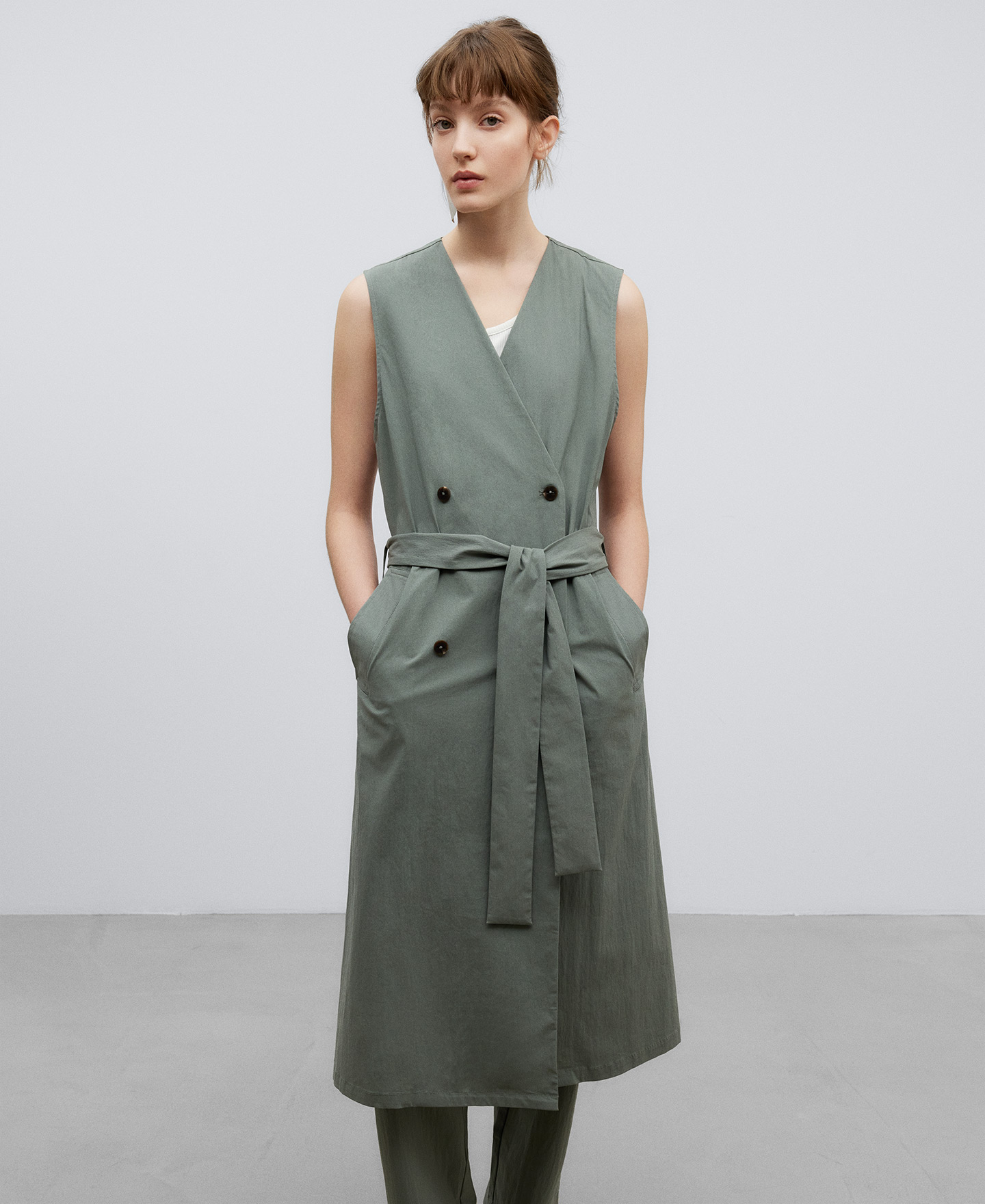 Green long double-breasted vest woman image number 0