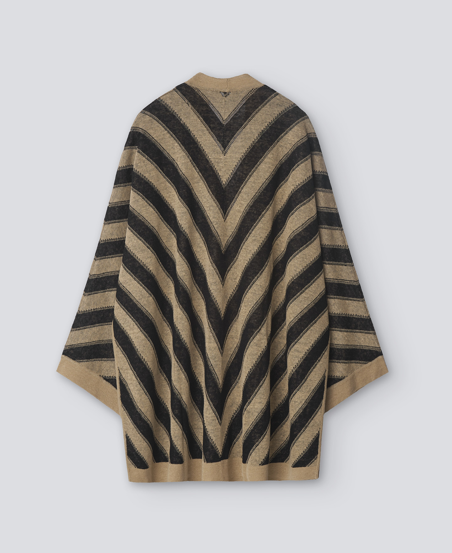 Diagonal striped knit jacket woman image number 5