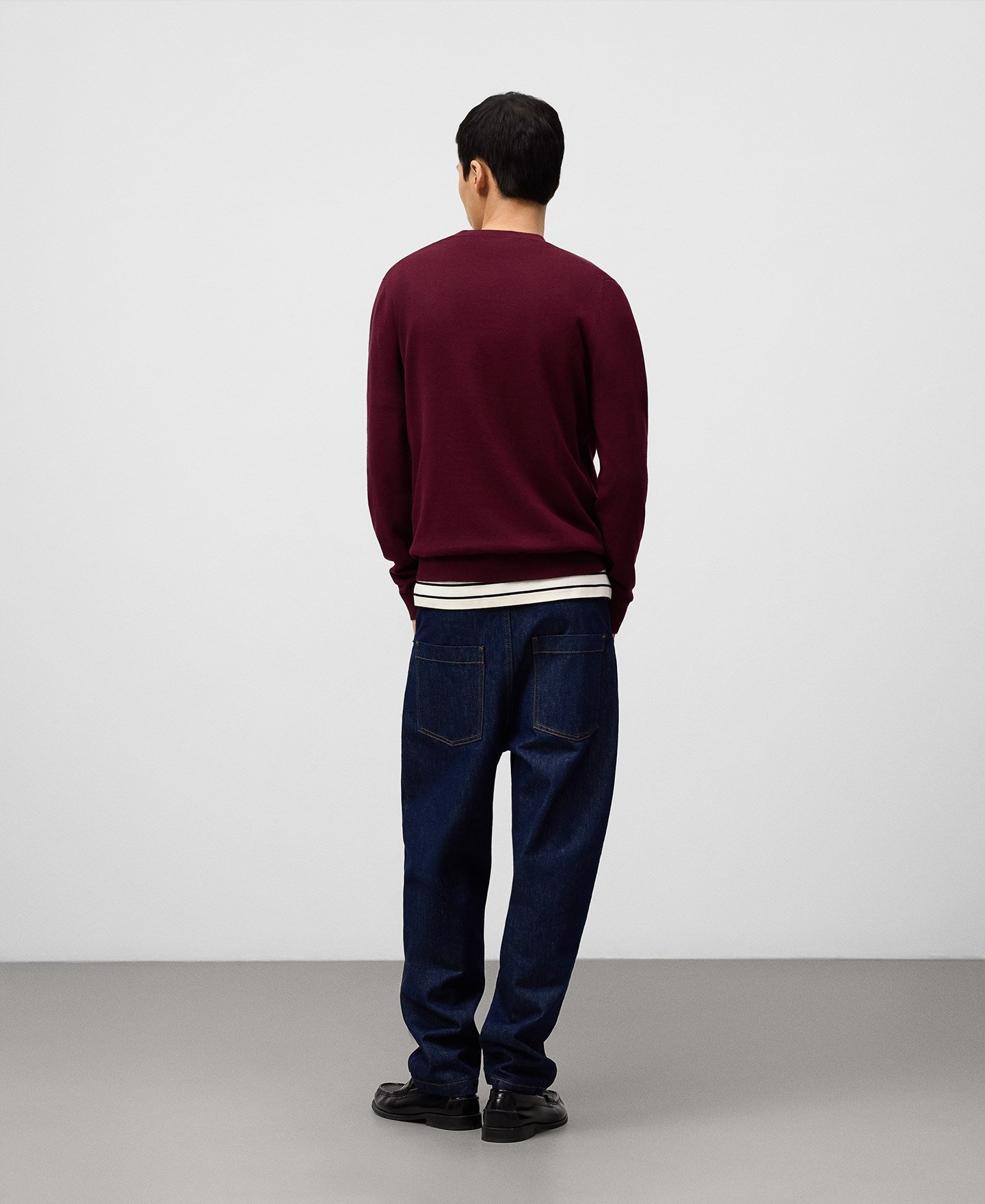 Jersey cuello caja regular fit hombre image number 2