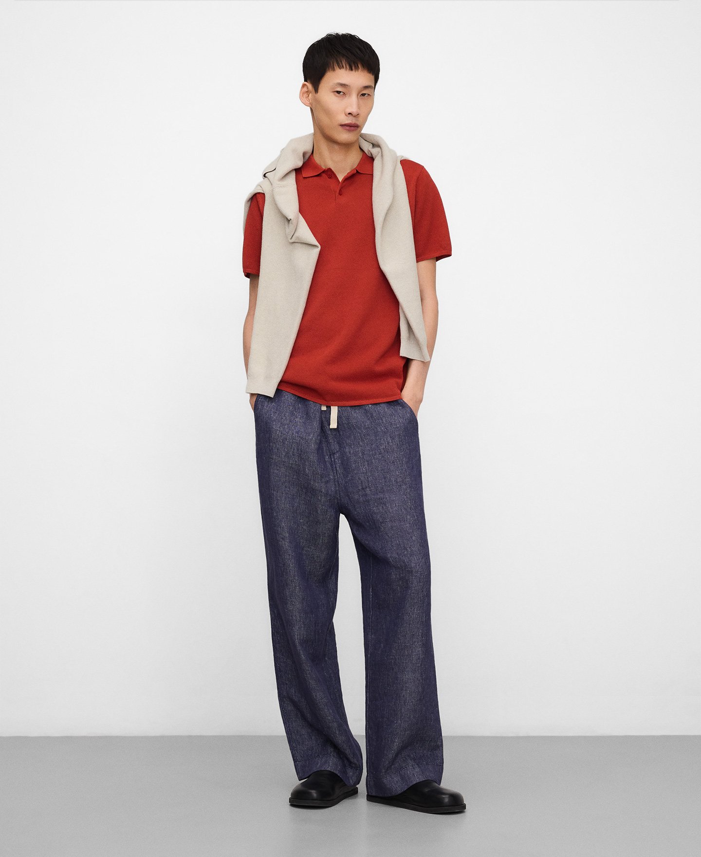 Regular fit structured knit polo shirt image number 1