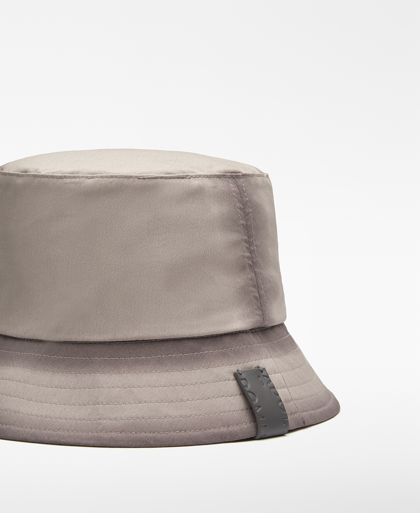 Aged-effect bucket hat woman image number 1