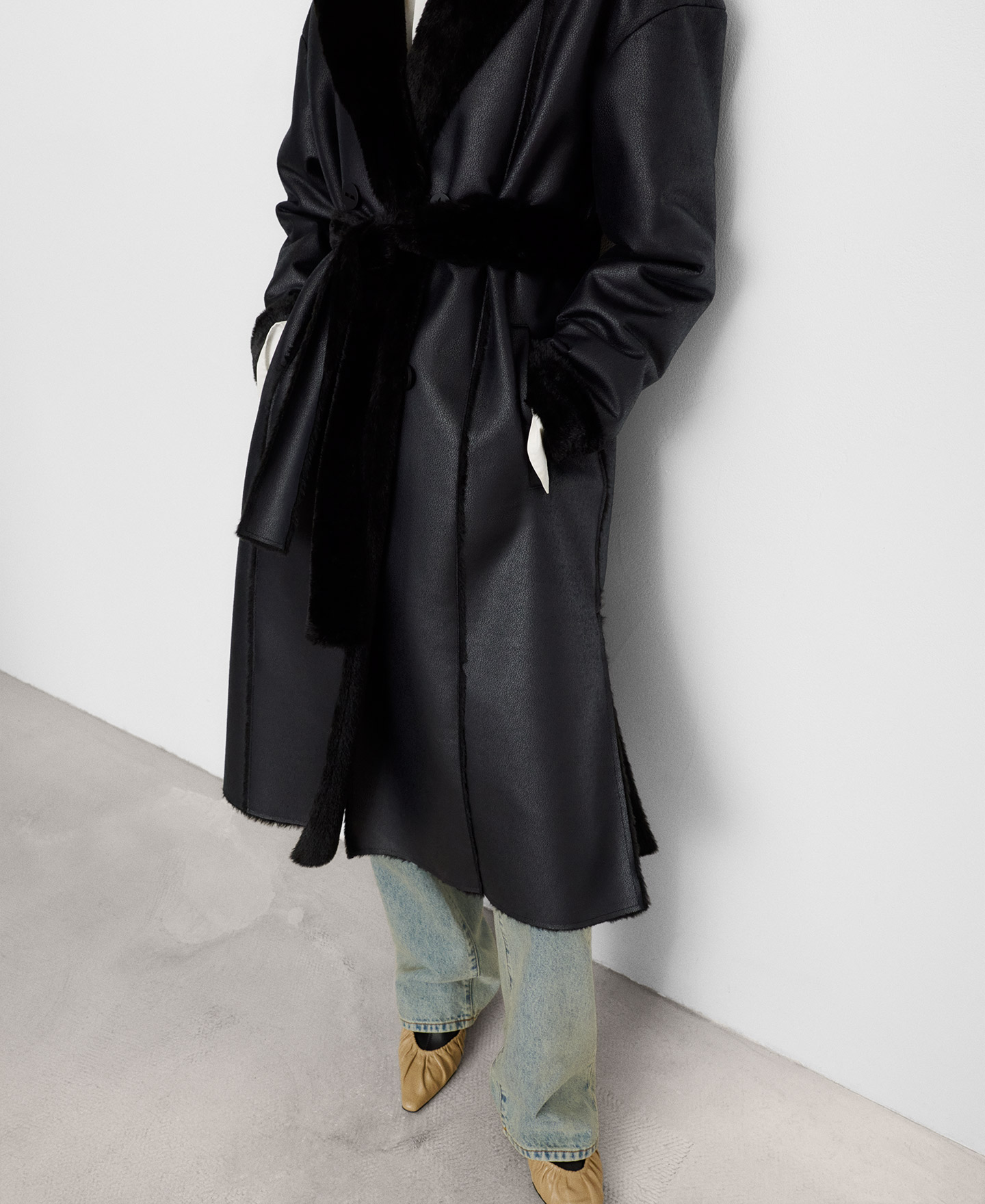 Leather-Non-Leather double-faced coat image number 3