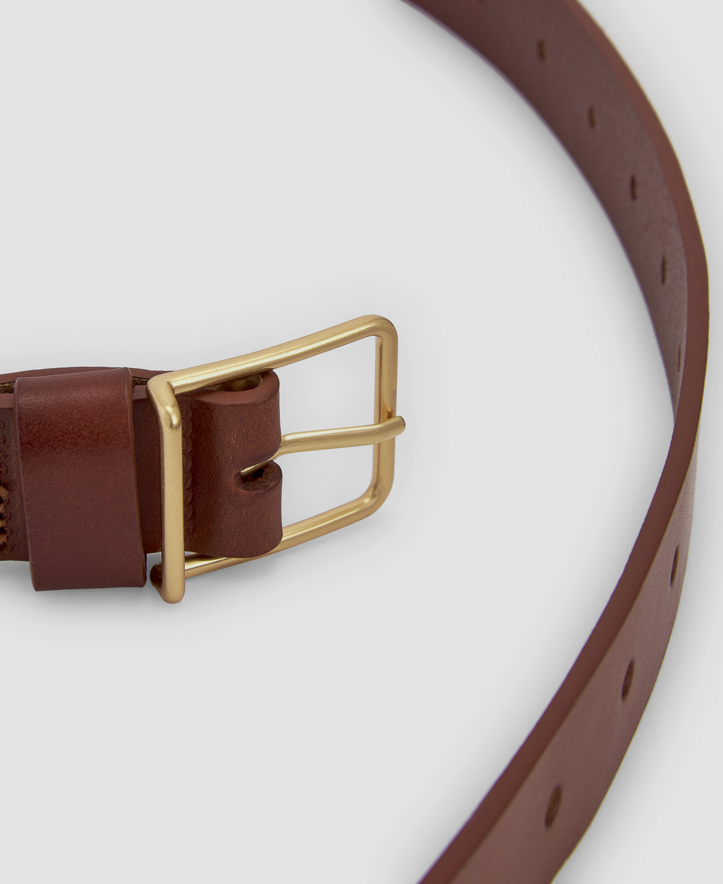 Metal buckle belt in leather image number 2