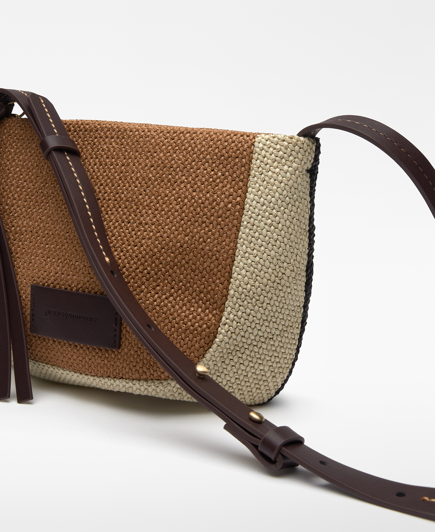 Dorna raffia-textured shoulder bag woman image number 2