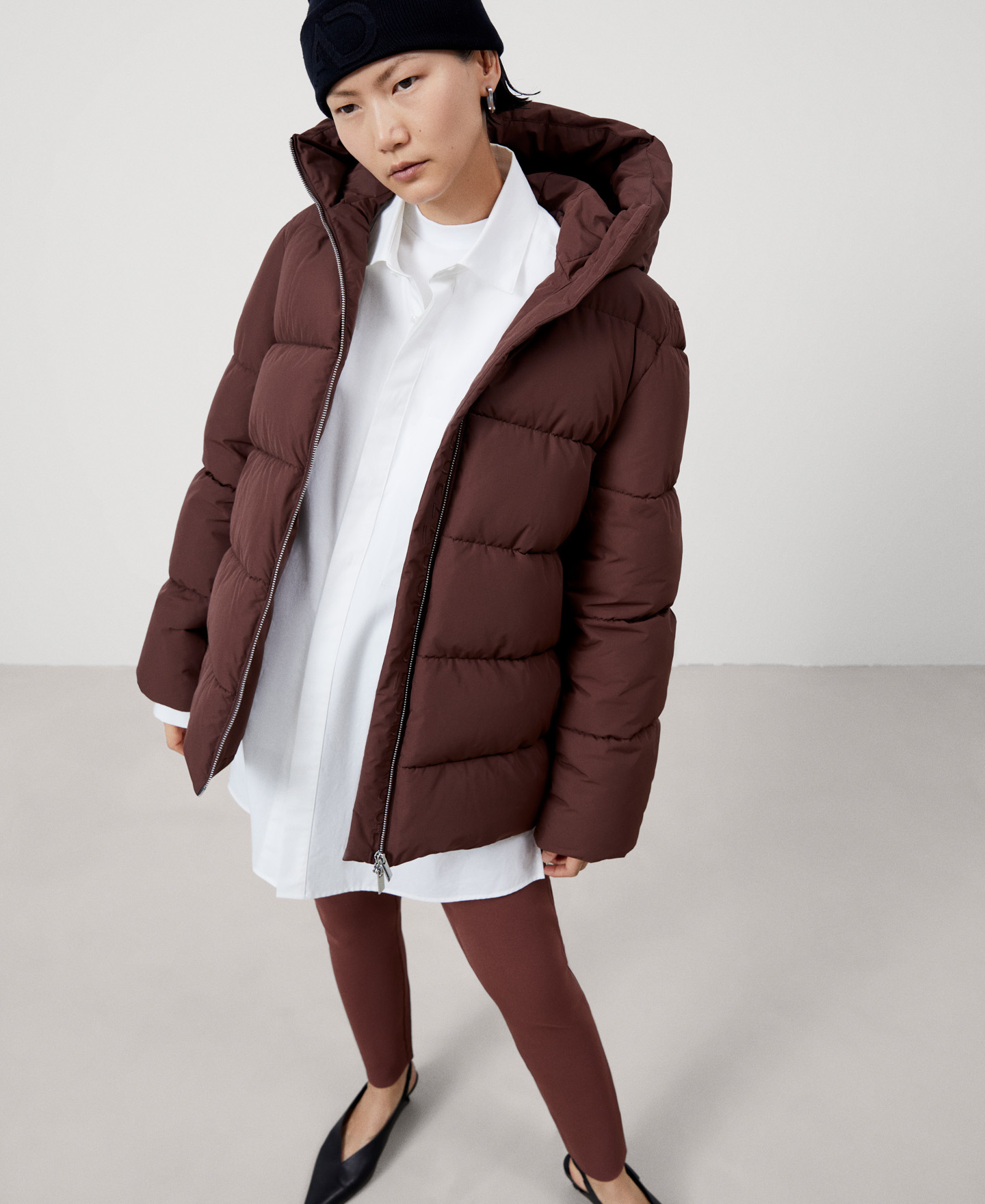 Padded jacket image number 4