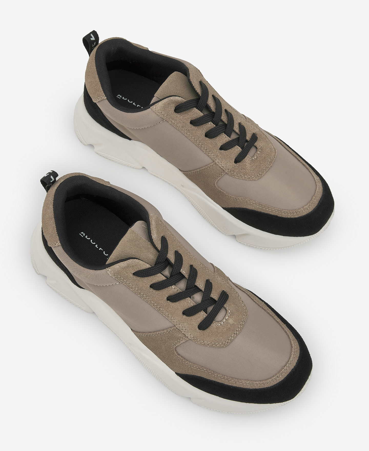 Maxi sole sneaker image number 1