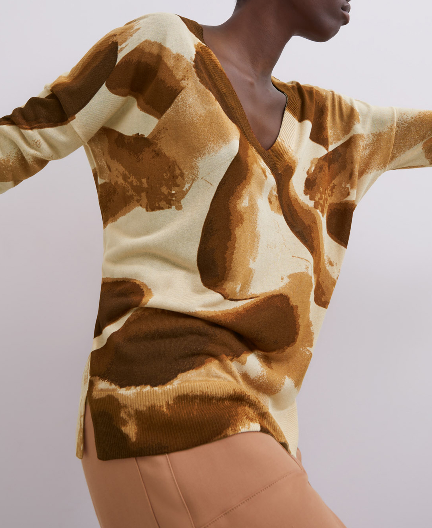 V-neck viscose printed sweater image number 0